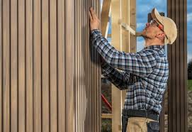 Best Insulated Siding Installation  in Alturas, FL